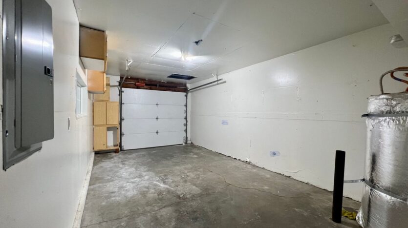 912 NE Hacienda Ct.   - Gresham - Oregon - 3 bed, 1.5 bath rental property