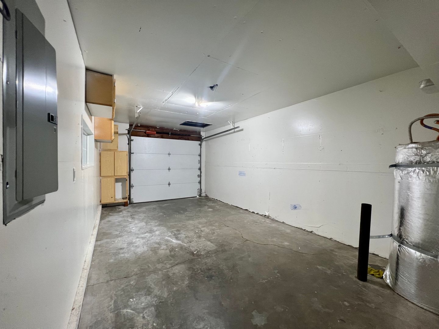 912 NE Hacienda Ct.   - Gresham - Oregon - 3 bed, 1.5 bath rental property