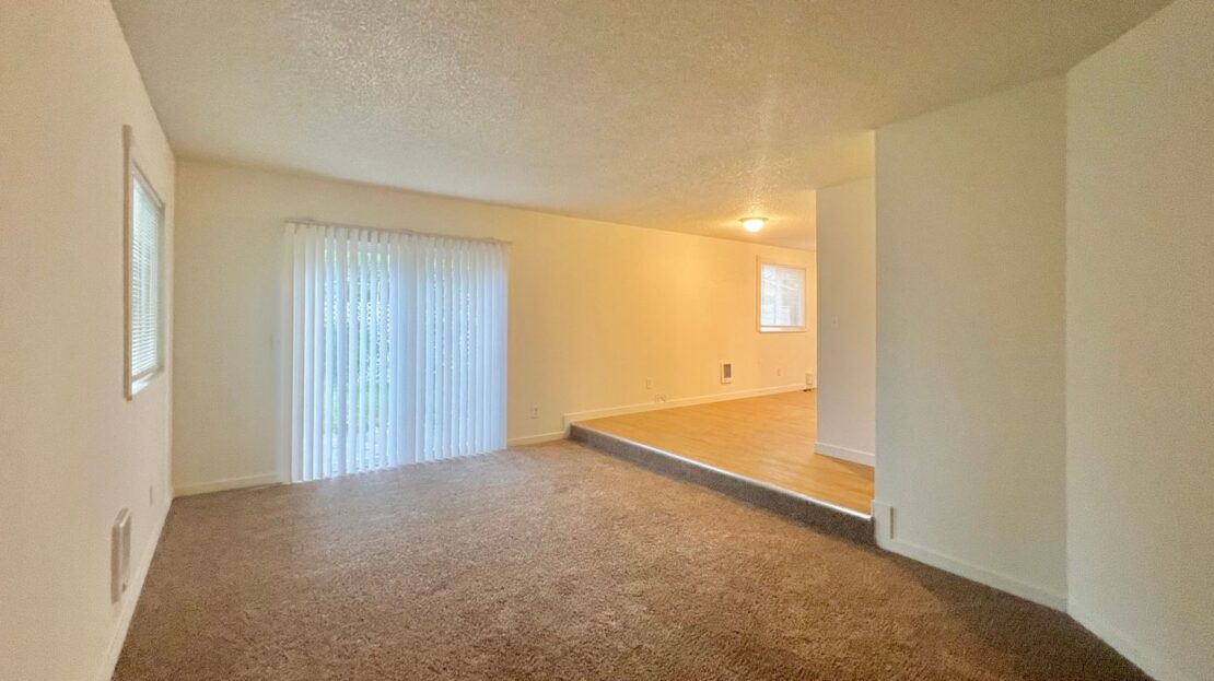 912 NE Hacienda Ct.   - Gresham - Oregon - 3 bed, 1.5 bath rental property