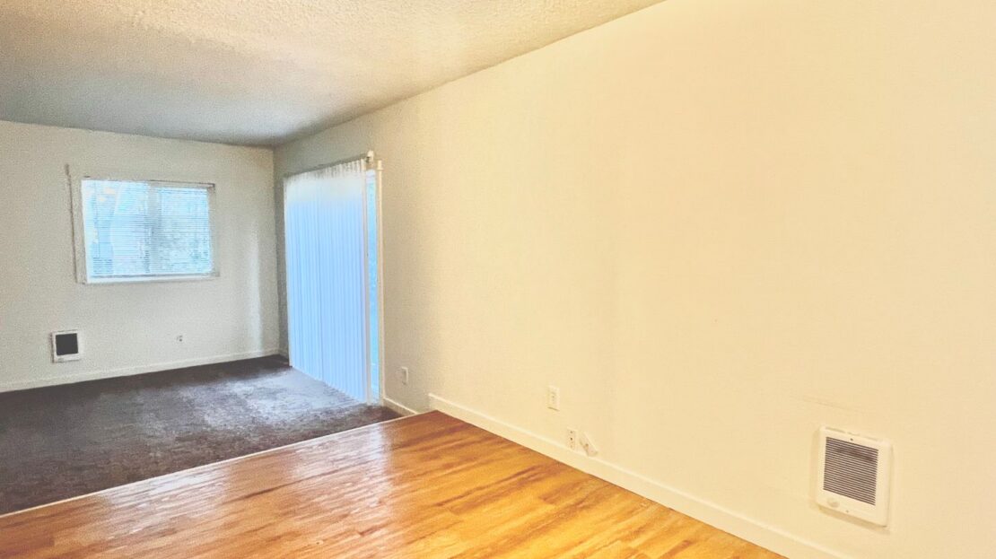 912 NE Hacienda Ct.   - Gresham - Oregon - 3 bed, 1.5 bath rental property