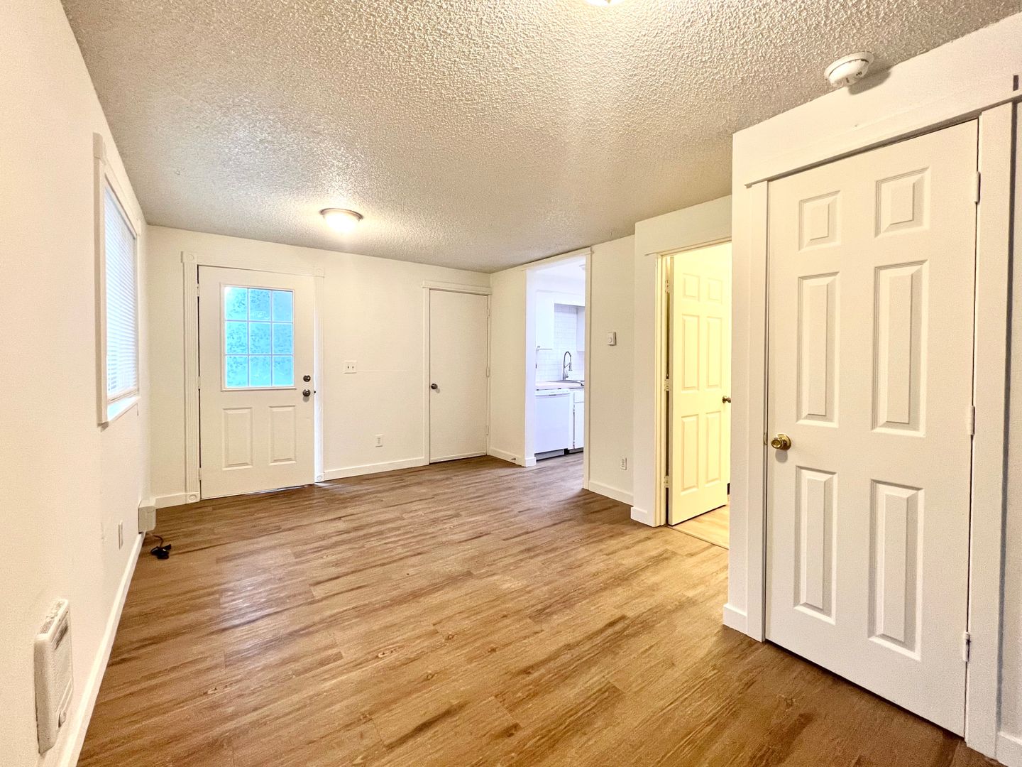 912 NE Hacienda Ct.   - Gresham - Oregon - 3 bed, 1.5 bath rental property