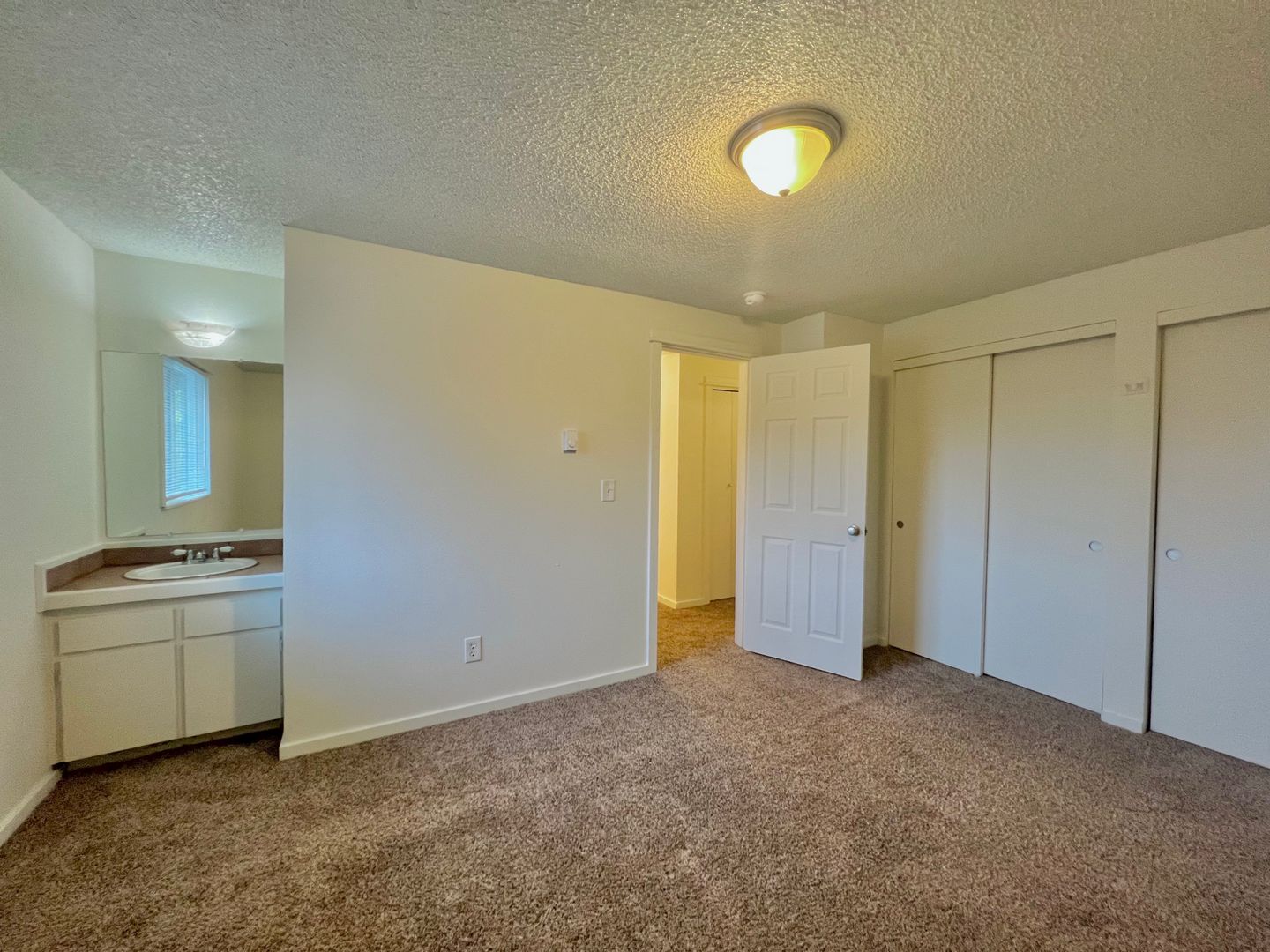 912 NE Hacienda Ct.   - Gresham - Oregon - 3 bed, 1.5 bath rental property