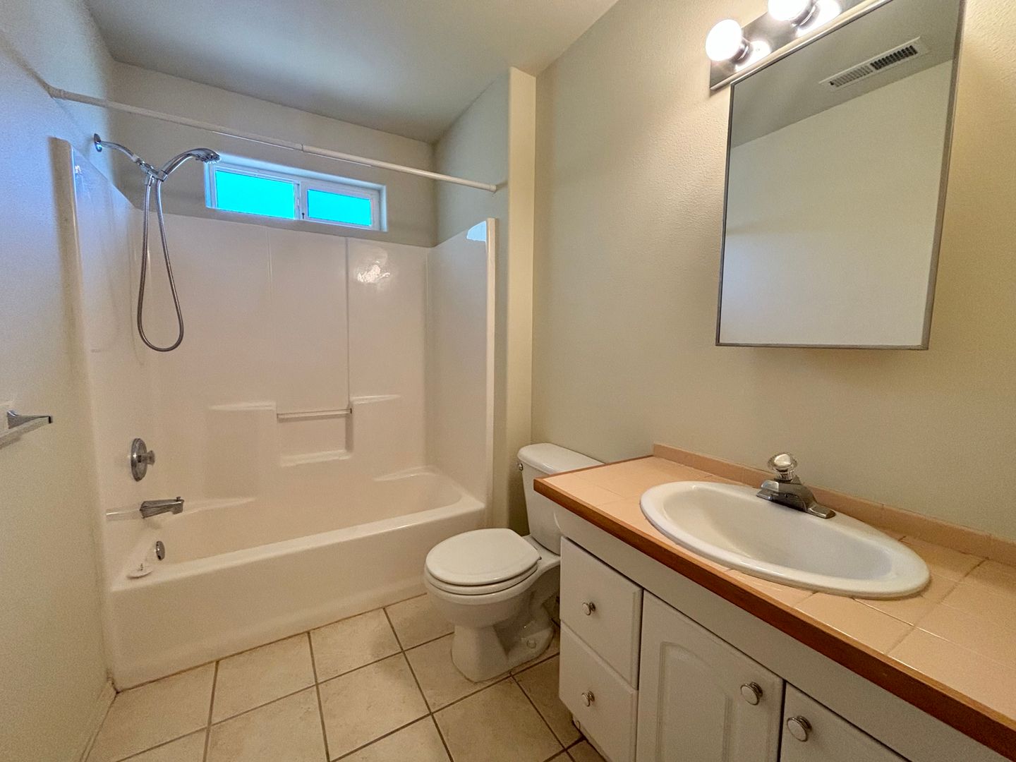 919 NW Portland Ave - Bend - Oregon - 2 bed, 2 bath rental property