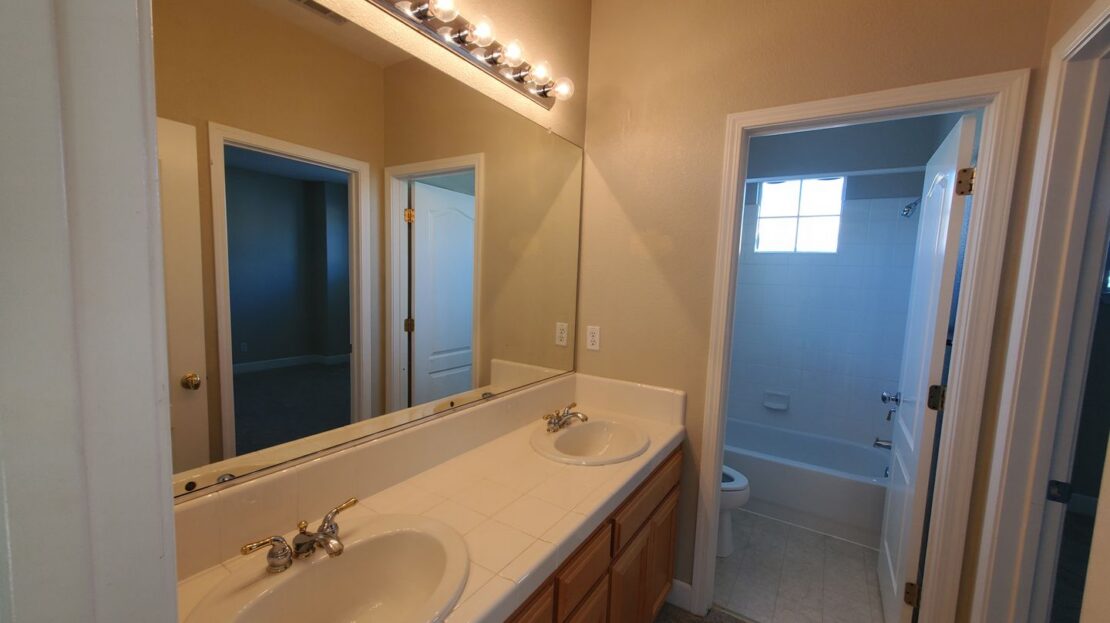 964 Maplegate Ct - Concord - California - 5 bed, 4.5 bath rental property