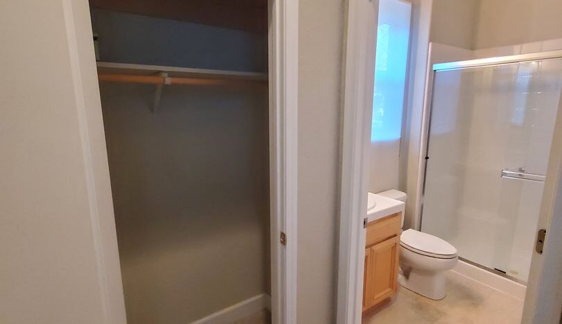 964 Maplegate Ct - Concord - California - 5 bed, 4.5 bath rental property