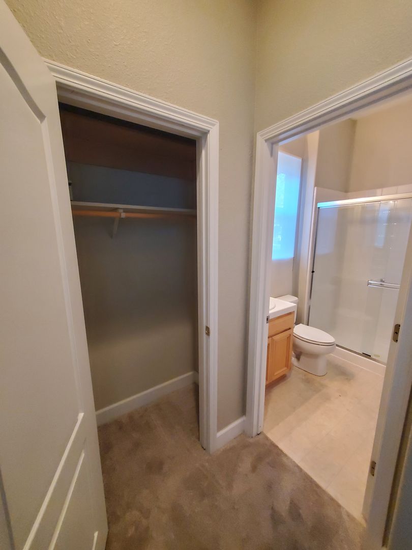 964 Maplegate Ct - Concord - California - 5 bed, 4.5 bath rental property