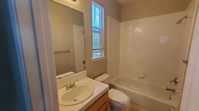 964 Maplegate Ct - Concord - California - 5 bed, 4.5 bath rental property