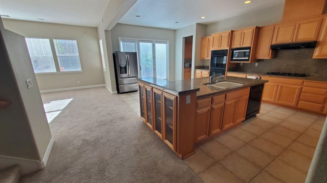 964 Maplegate Ct - Concord - California - 5 bed, 4.5 bath rental property