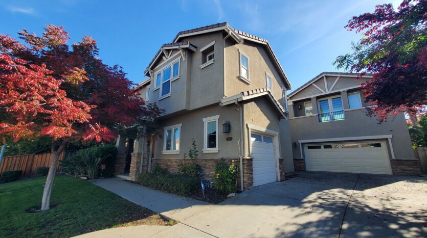 964 Maplegate Ct - Concord - California - 5 bed, 4.5 bath rental property