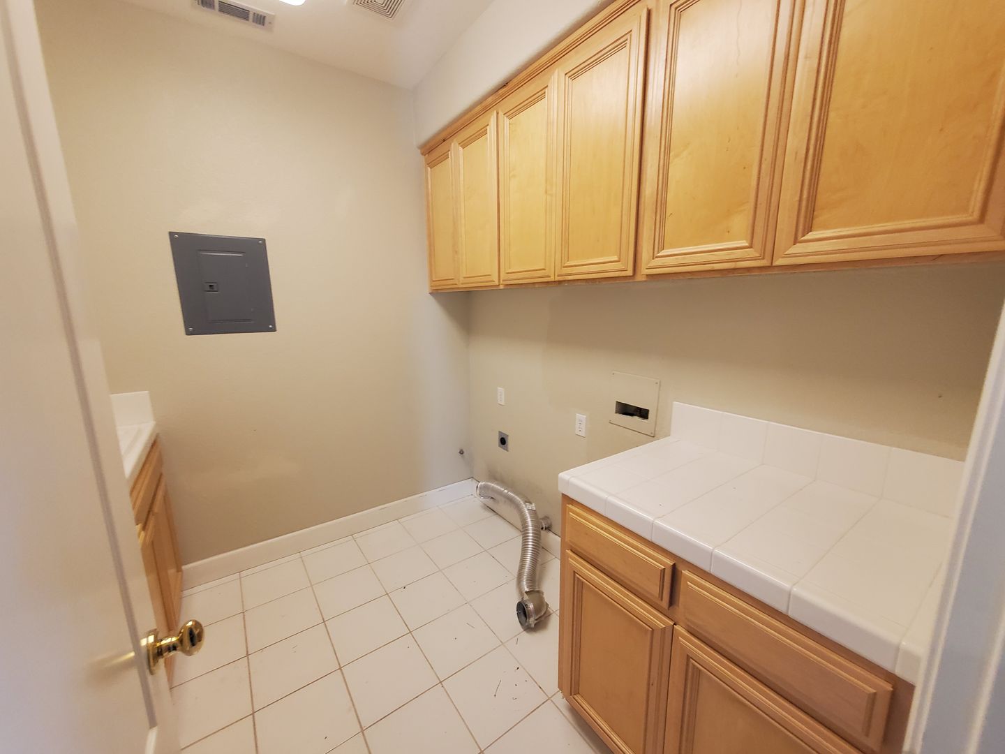 964 Maplegate Ct - Concord - California - 5 bed, 4.5 bath rental property