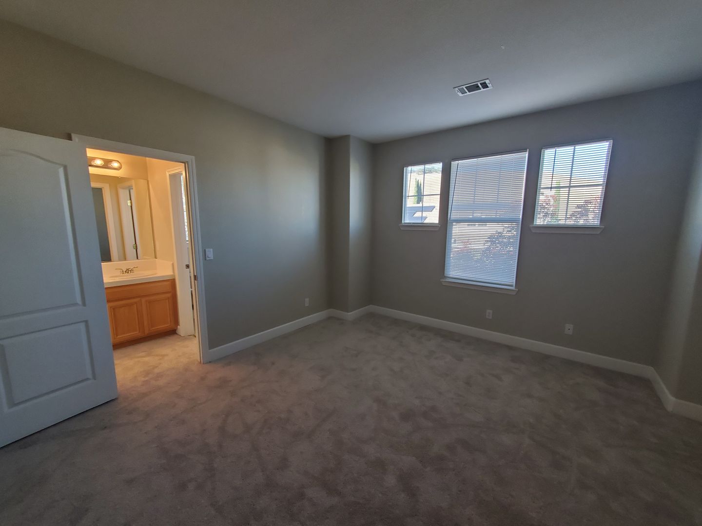 964 Maplegate Ct - Concord - California - 5 bed, 4.5 bath rental property