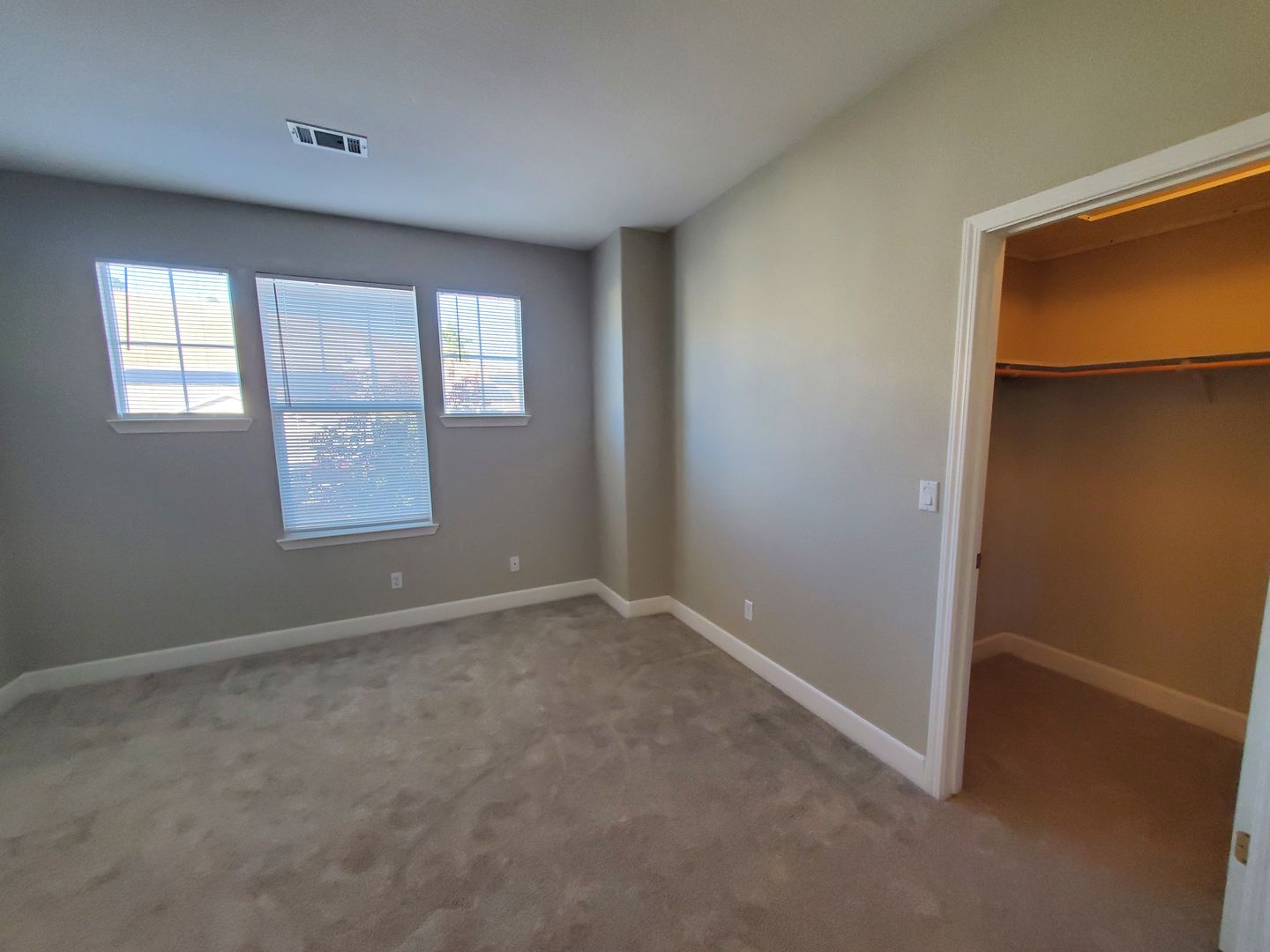 964 Maplegate Ct - Concord - California - 5 bed, 4.5 bath rental property