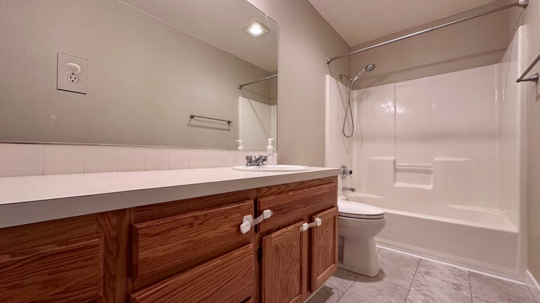 12418 SE Mountain Sun Dr. - Oregon - 3 bed, 2 bath rental property