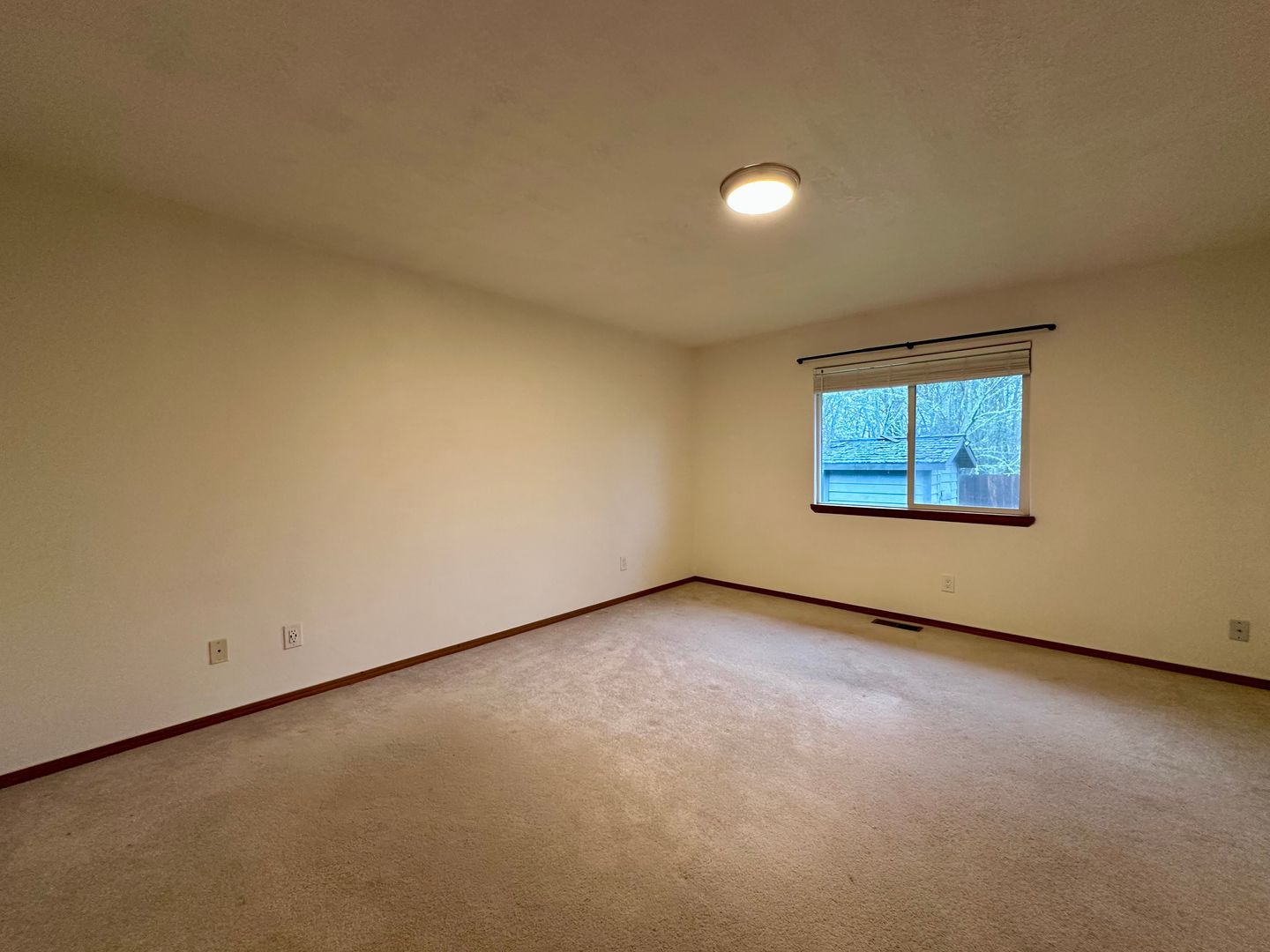 12418 SE Mountain Sun Dr. - Oregon - 3 bed, 2 bath rental property