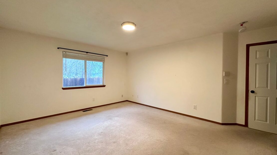 12418 SE Mountain Sun Dr. - Oregon - 3 bed, 2 bath rental property