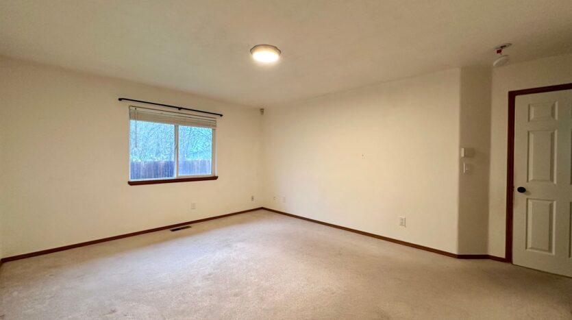 12418 SE Mountain Sun Dr. - Oregon - 3 bed, 2 bath rental property