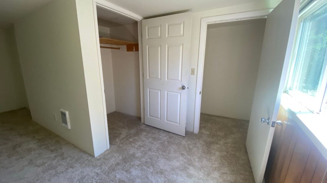 10015 SW Boones Ferry Road Room 5 - Portland - Oregon - 1 bed, 1 bath rental property