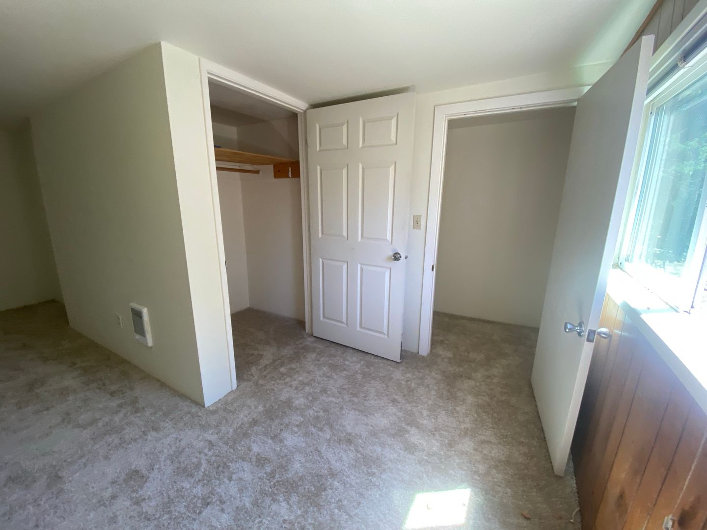 10015 SW Boones Ferry Road Room 5 - Portland - Oregon - 1 bed, 1 bath rental property