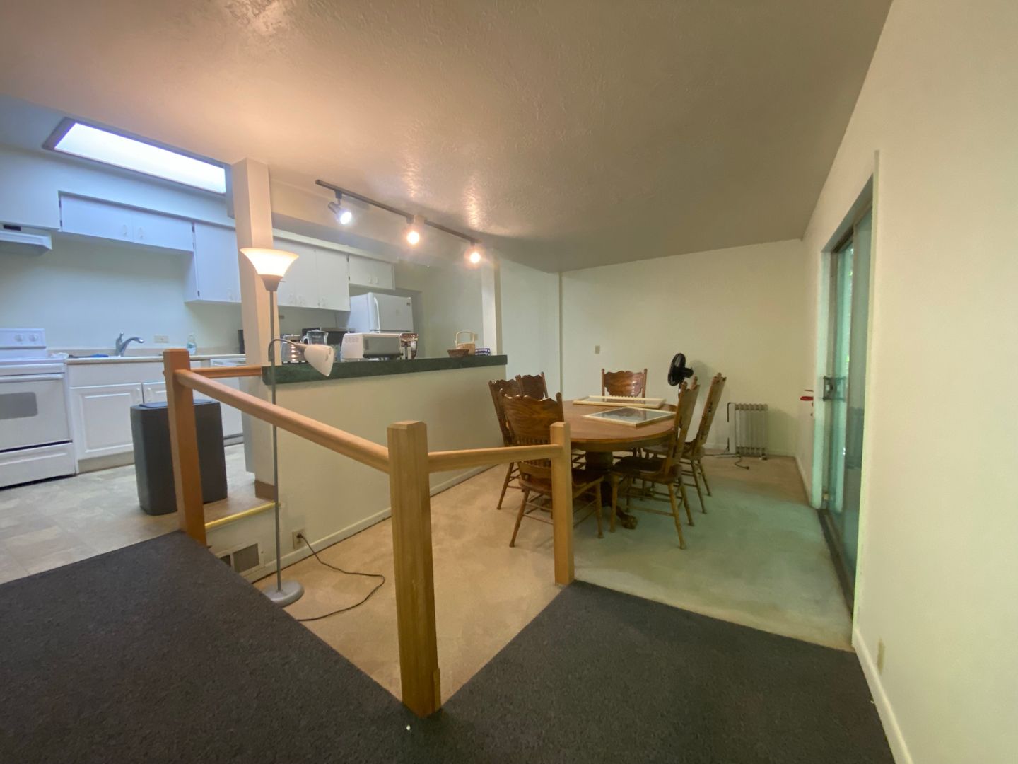 10025 SW Boones Ferry Road - Room 1 - Portland - Oregon - 1 bed, 1 bath rental property