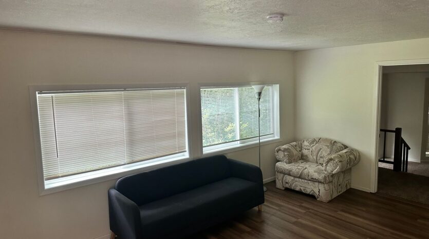 10025 SW Boones Ferry Road - Room 2 - Portland - Oregon - 1 bed, 1 bath rental property