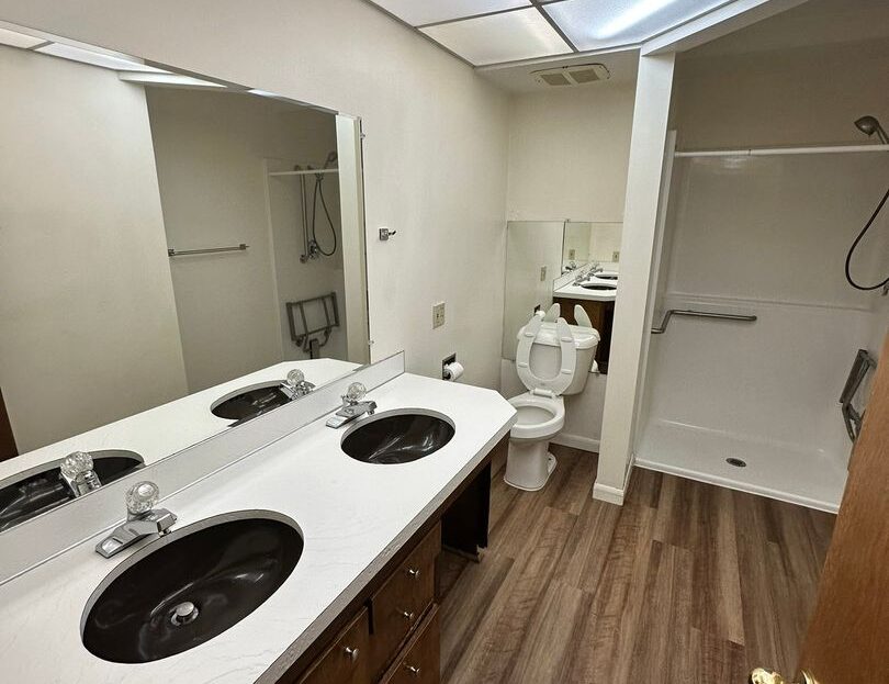 10025 SW Boones Ferry Road - Room 4 - Portland - Oregon - 1 bed, 1 bath rental property