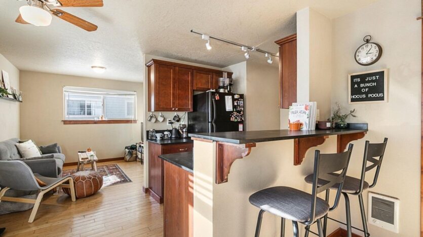 1010 NW Roanoke Avenue Unit #2 - Unit #2 - Bend - Oregon - 2 bed, 1 bath rental property