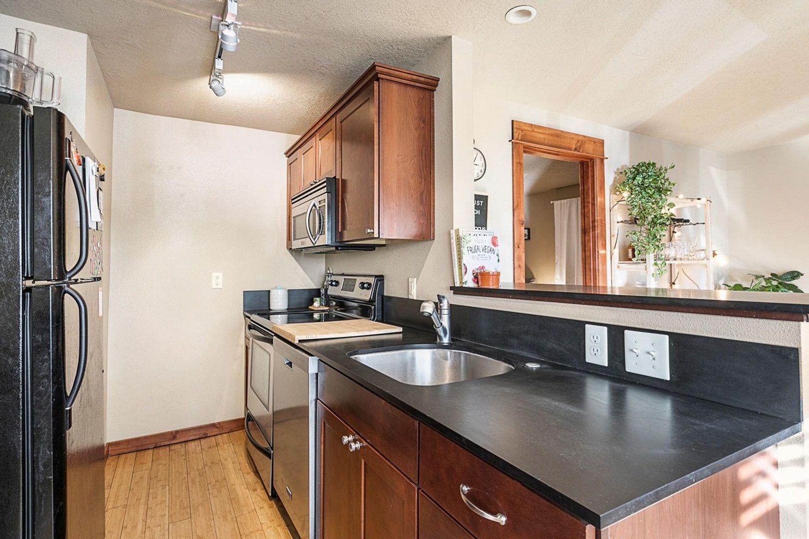 1010 NW Roanoke Avenue Unit #2 - Unit #2 - Bend - Oregon - 2 bed, 1 bath rental property