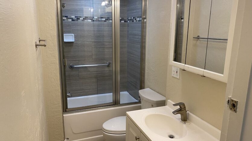 1014 Napa Street Unit D - Vallejo - California - 1 bed, 1 bath rental property