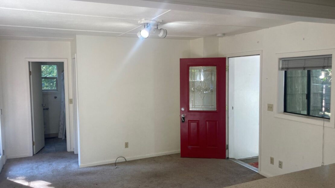10512 SW Fourth Avenue - Portland - Oregon - 1 bed, 1 bath rental property
