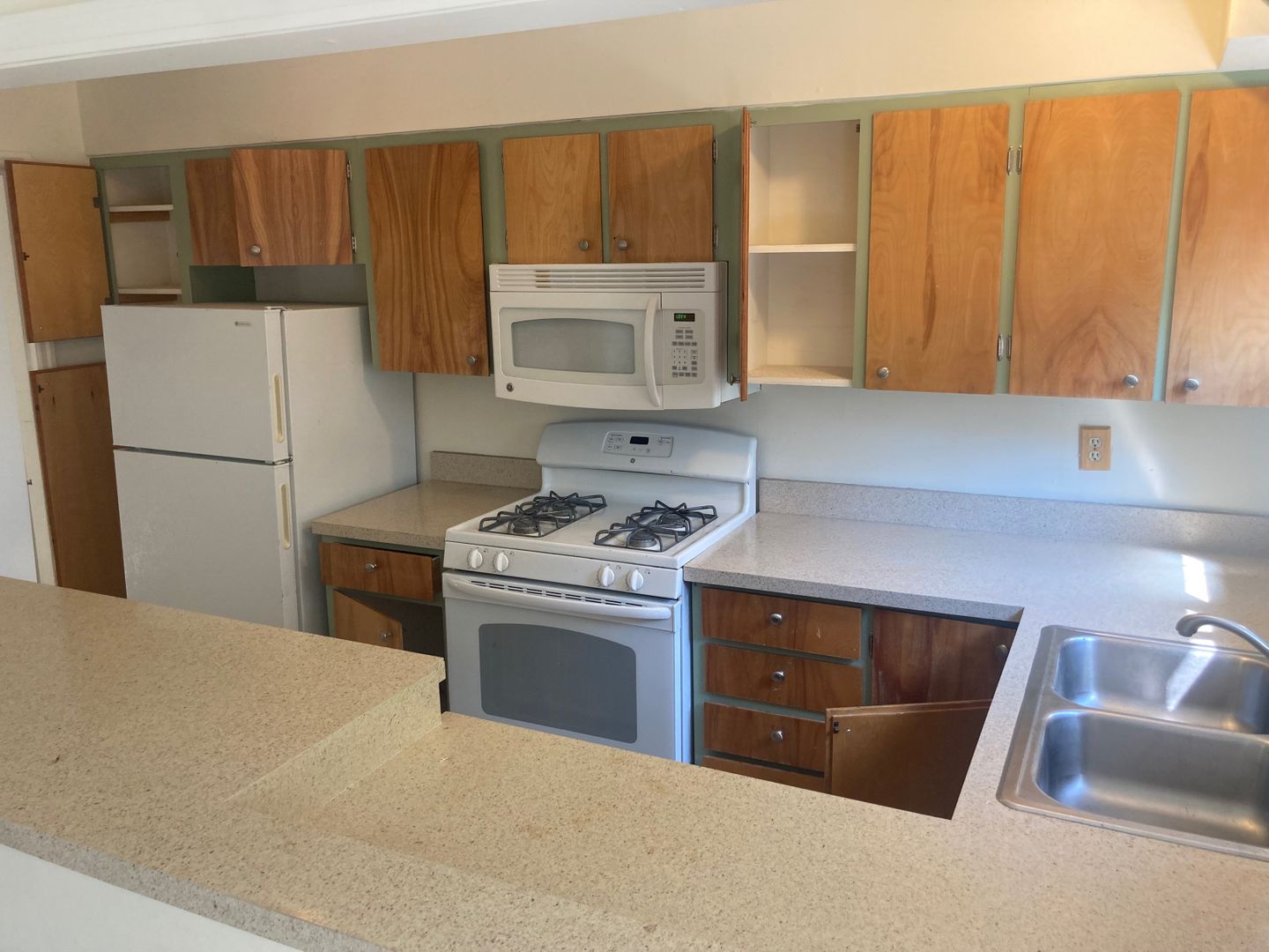 10512 SW Fourth Avenue - Portland - Oregon - 1 bed, 1 bath rental property