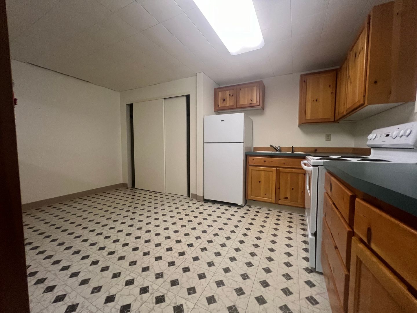10514 SW Fourth Avenue B1 - Portland - Oregon - 1 bed, 1 bath rental property