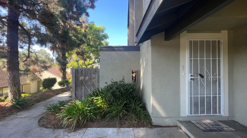 10860 Tierrasanta Boulevard - San Diego - California - 2 bed, 1.5 bath rental property