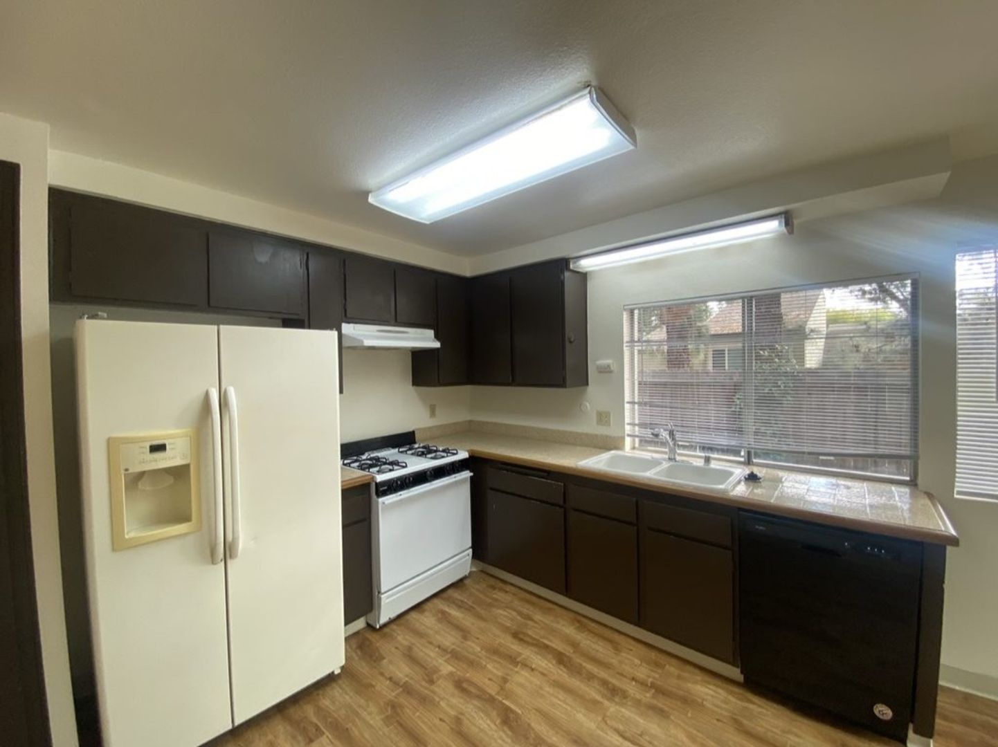 10860 Tierrasanta Boulevard - San Diego - California - 2 bed, 1.5 bath rental property