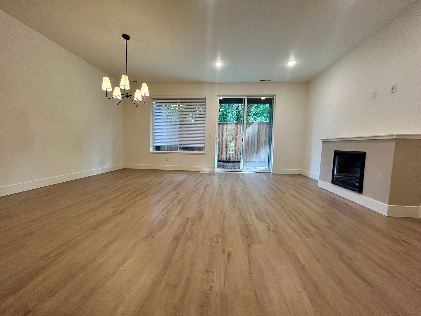 11015 NE 26th - Unit 01 - Vancouver - Washington - 3 bed, 2.5 bath rental property