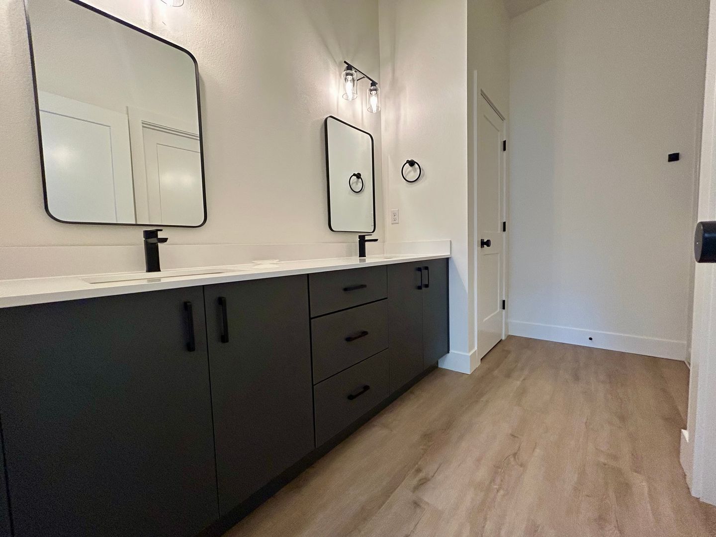 11015 NE 26th - Unit 01 - Vancouver - Washington - 3 bed, 2.5 bath rental property