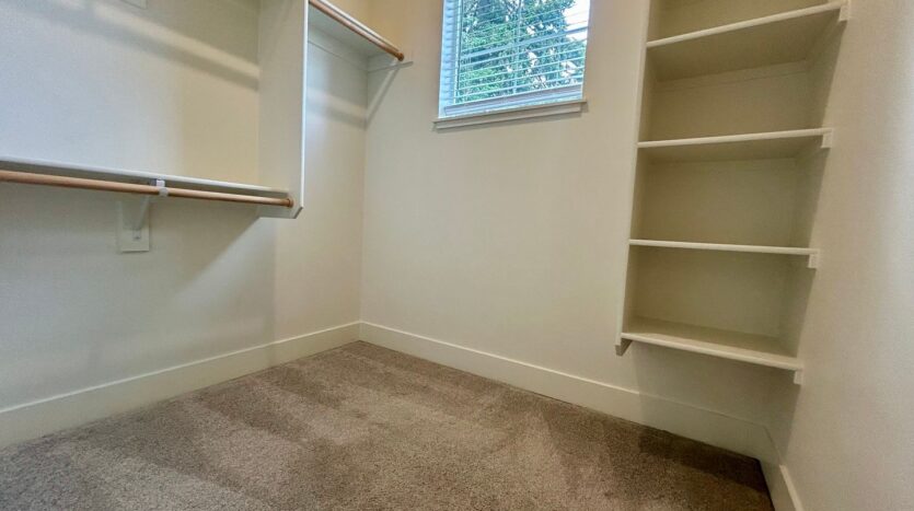 11015 NE 26th - Unit 01 - Vancouver - Washington - 3 bed, 2.5 bath rental property