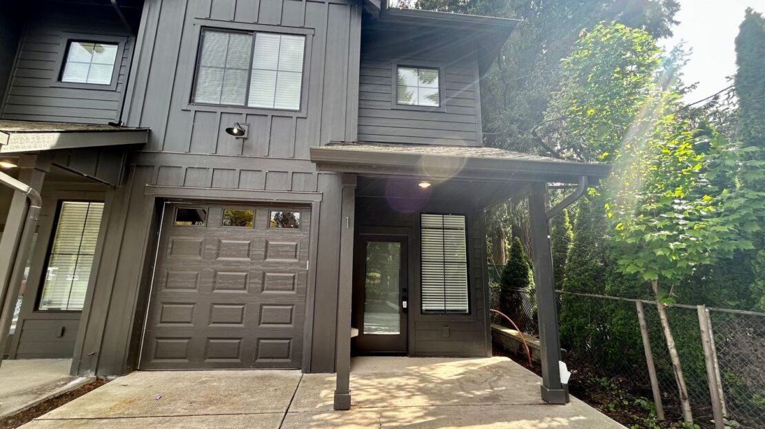 11015 NE 26th - Unit 01 - Vancouver - Washington - 3 bed, 2.5 bath rental property