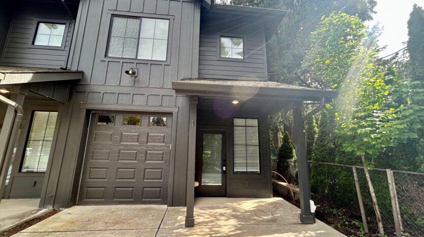 11015 NE 26th - Unit 01 - Vancouver - Washington - 3 bed, 2.5 bath rental property