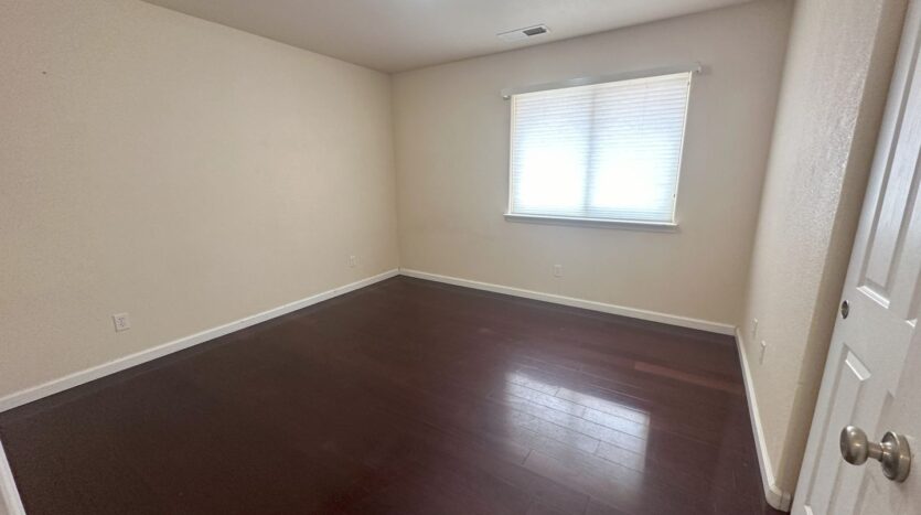 1115 Overlook Drive - Susanville - California - 4 bed, 2 bath rental property