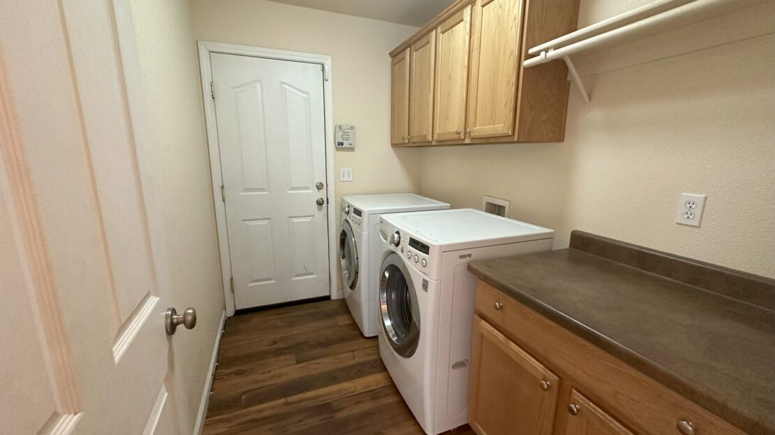 1115 Overlook Drive - Susanville - California - 4 bed, 2 bath rental property