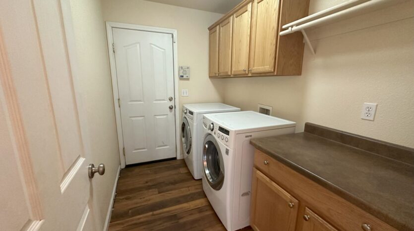 1115 Overlook Drive - Susanville - California - 4 bed, 2 bath rental property