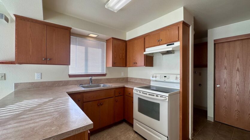 1136 SW Fox Ct - Troutdale - Oregon - 2 bed, 1 bath rental property