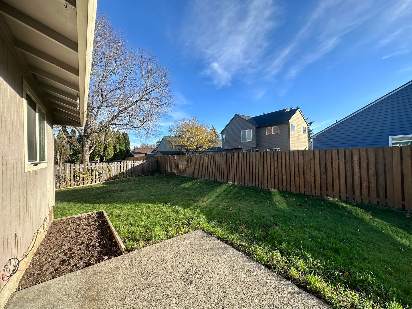 1136 SW Fox Ct - Troutdale - Oregon - 2 bed, 1 bath rental property