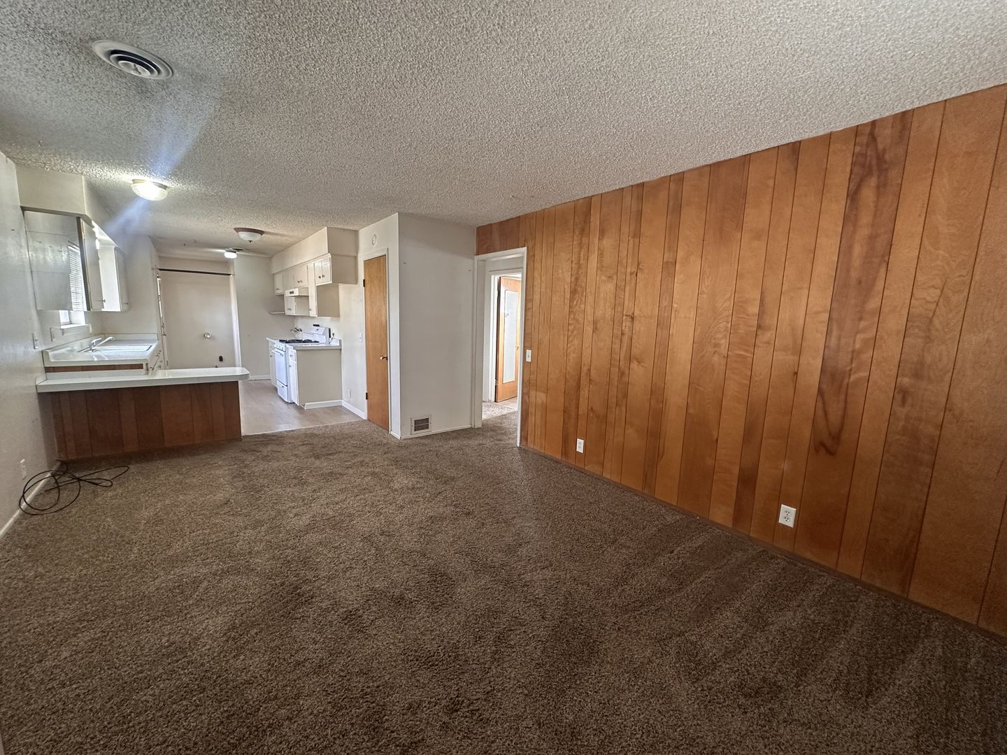 115 Foss Street - Susanville - California - 2 bed, 1.5 bath rental property