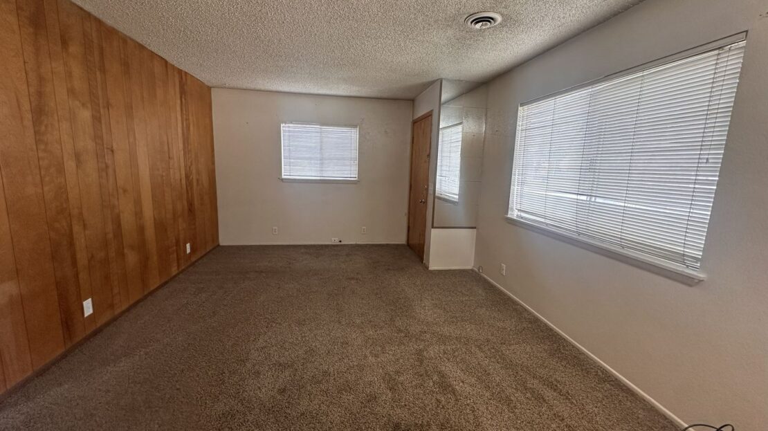115 Foss Street - Susanville - California - 2 bed, 1.5 bath rental property