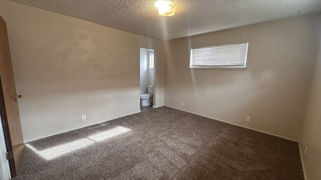 115 Foss Street - Susanville - California - 2 bed, 1.5 bath rental property