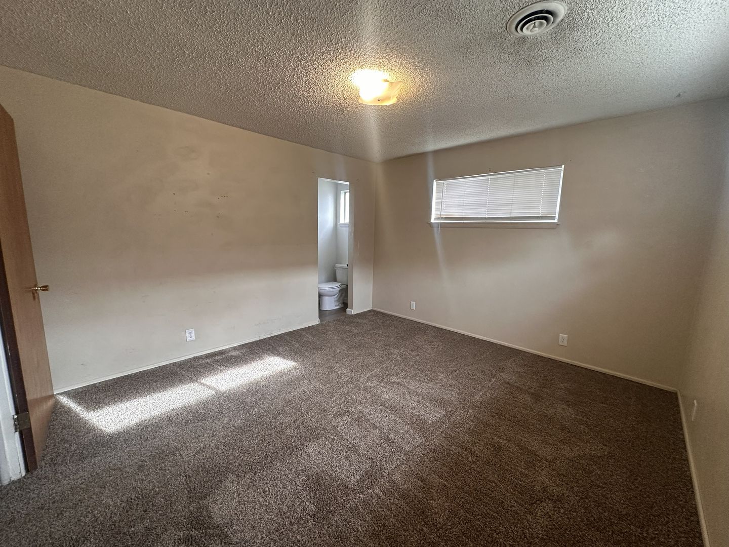 115 Foss Street - Susanville - California - 2 bed, 1.5 bath rental property
