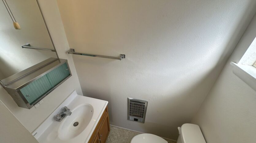 115 Foss Street - Susanville - California - 2 bed, 1.5 bath rental property