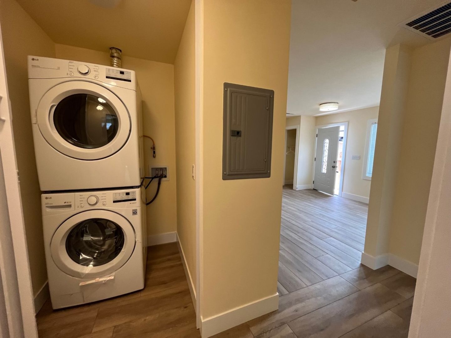 1218 - 1216 148th Ave - San Leandro - California - 2 bed, 1 bath rental property