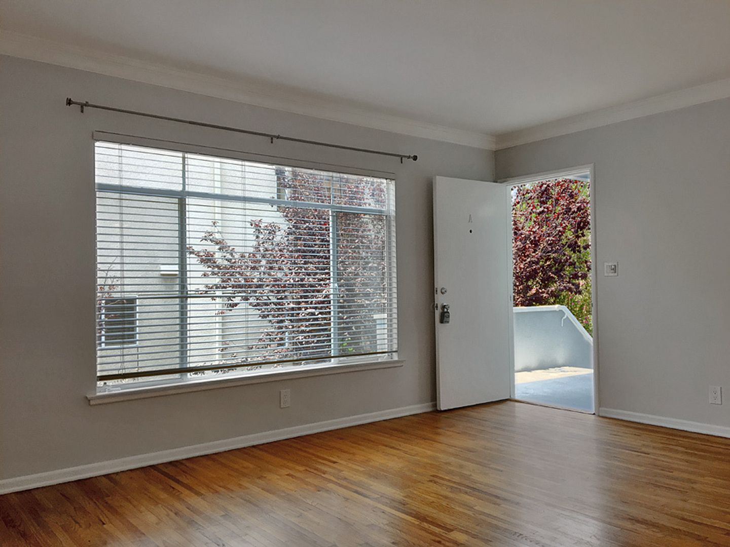 1224 Ocean Park Blvd - Santa Monica - California - 1 bed, 1 bath rental property